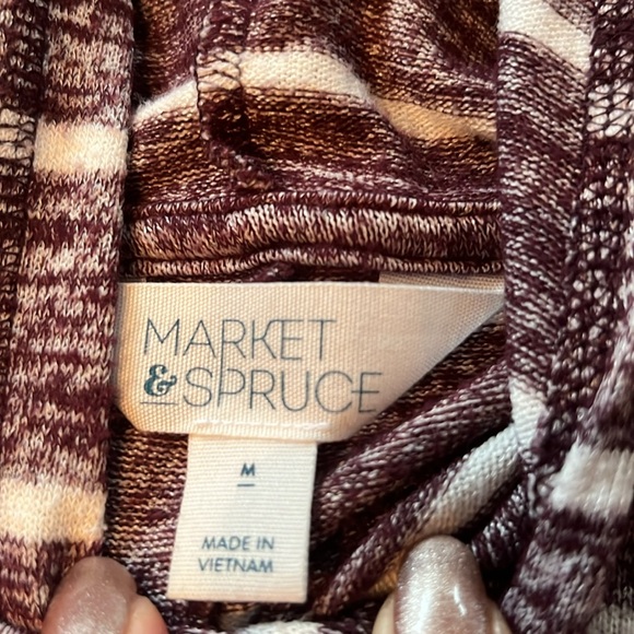 Like new Market & Spruce striped hooded quarter length sleeve top - Picture 11 of 13